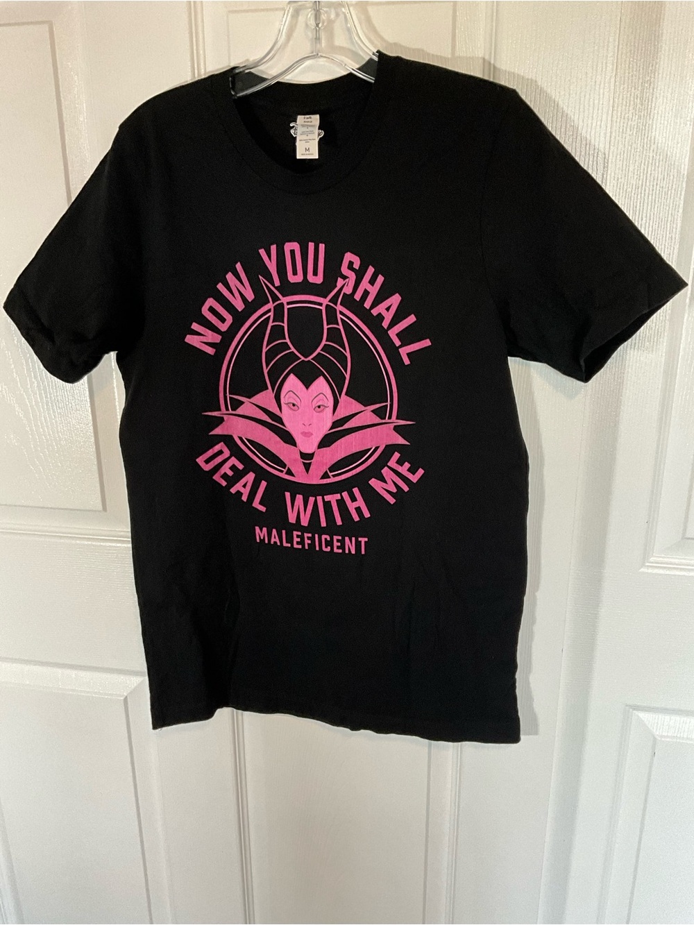 Disney Maleficent t-shirt size Medium